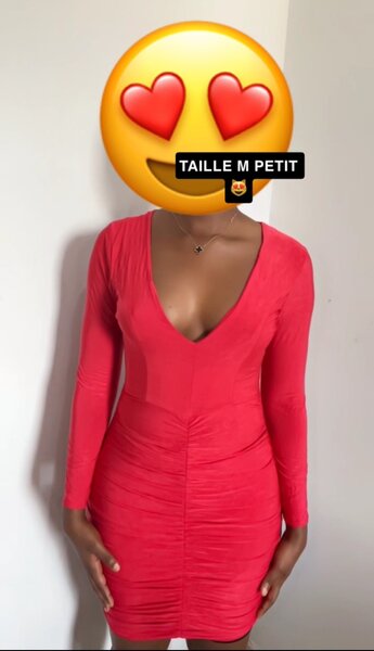Robe moulante rouge