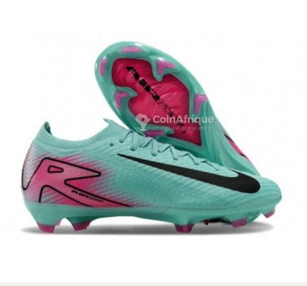 Crampons Nike Mercurial