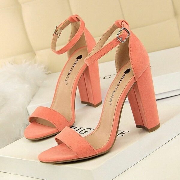 Ladies heel