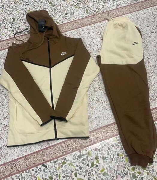 Ensemble de survêtement Nike