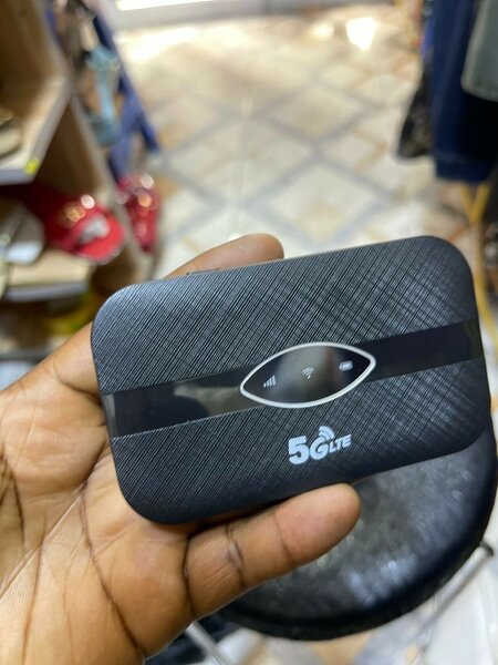5G Universal Pocket Mifi