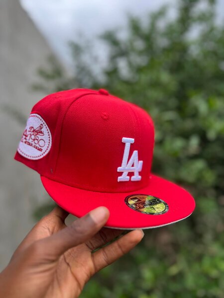 Casquette rouge LA