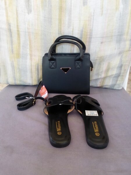 Sac à main noiret chaussu 39