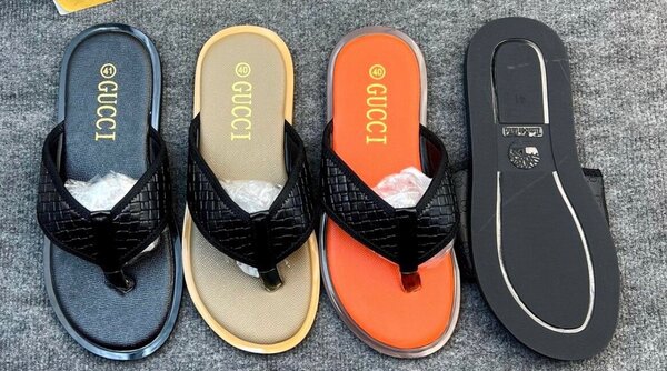 GUCCI DESIGN SLIDES