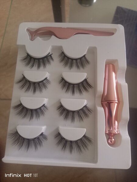 Faux cils magnétiques