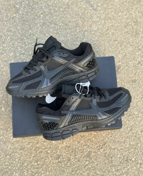 Nike VOMMERO 5