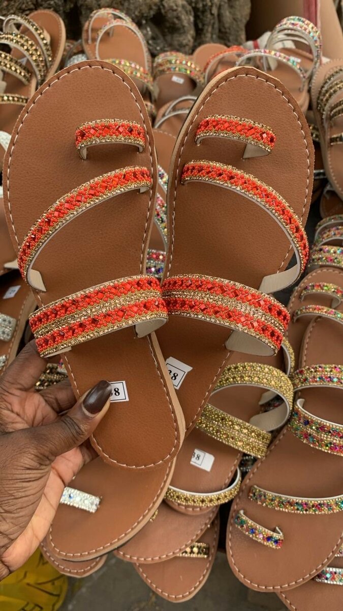Sandales perlées