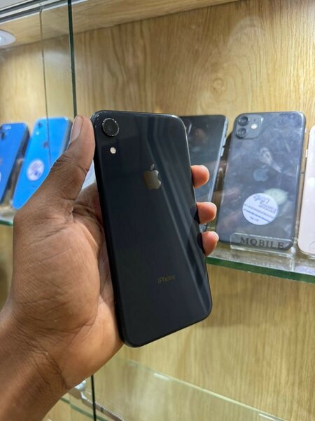 iPhone XR