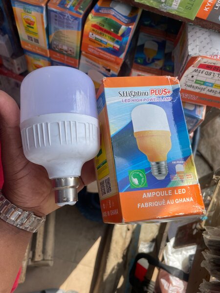 Ampoule LED haute puissance 20