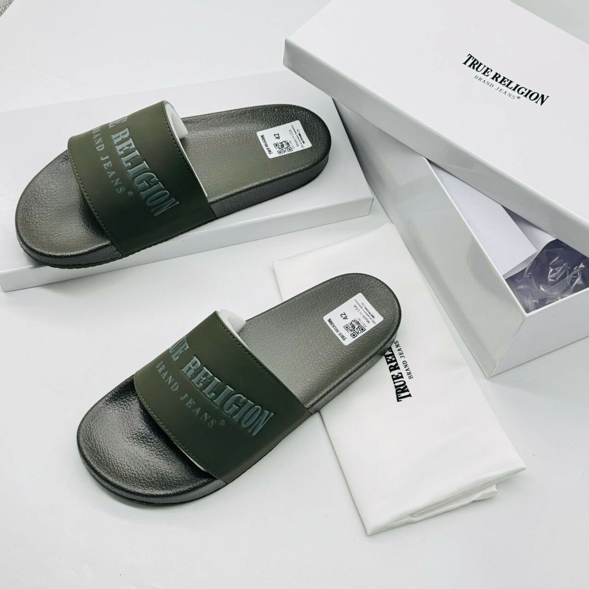 True Religion Slides