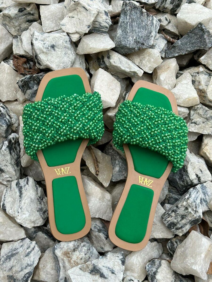 ZARA WOMEN BEEADED SLIPPERS/SLIDES/FLIP FLOPS