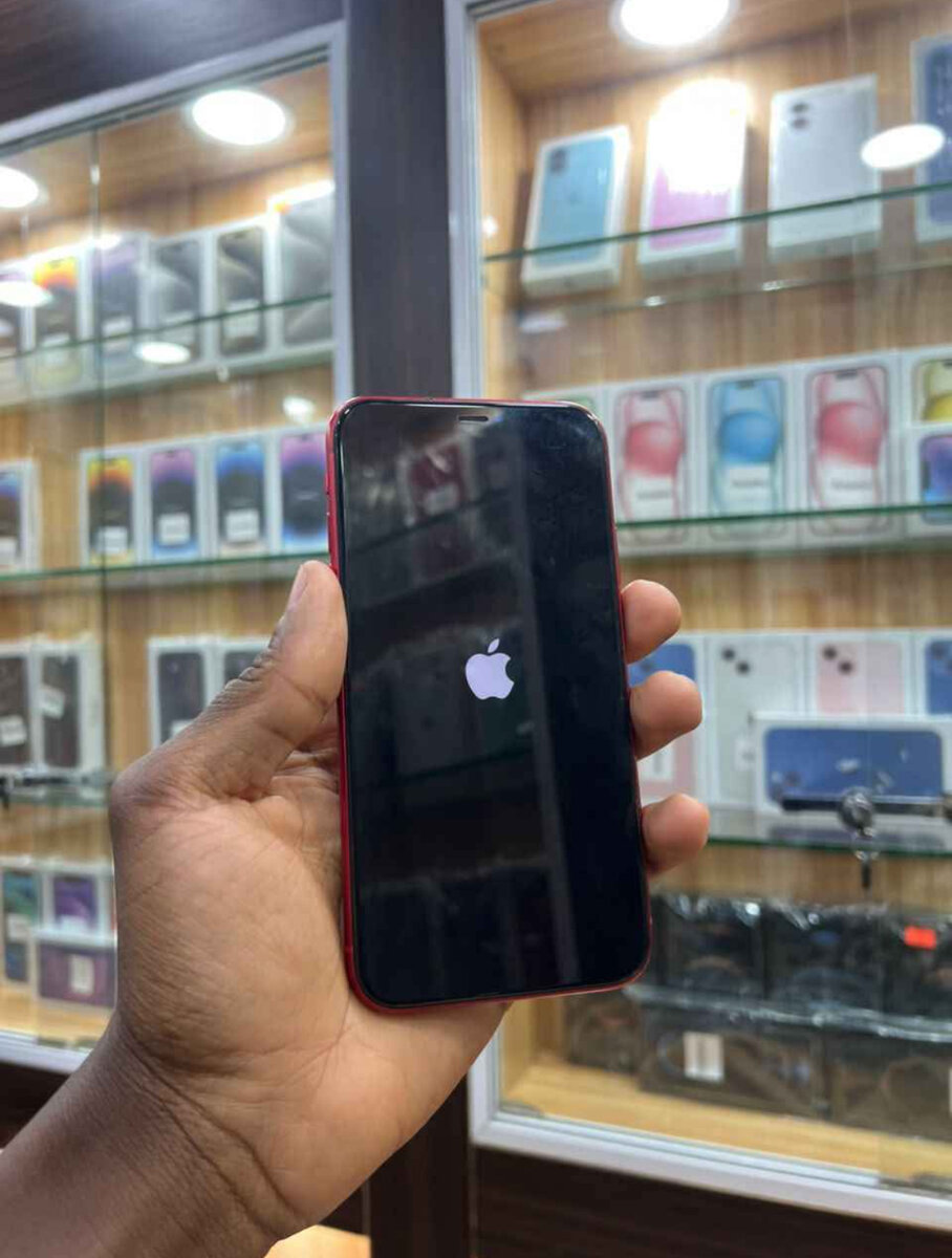 iPhone 11 Rouge 64 Go Débloqué