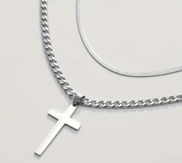 Chaines hommes avec medaillons