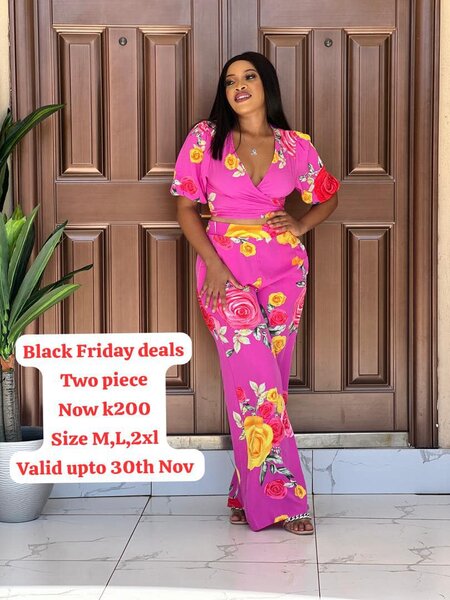 Set of beautiful women's clothing (top and bottom)