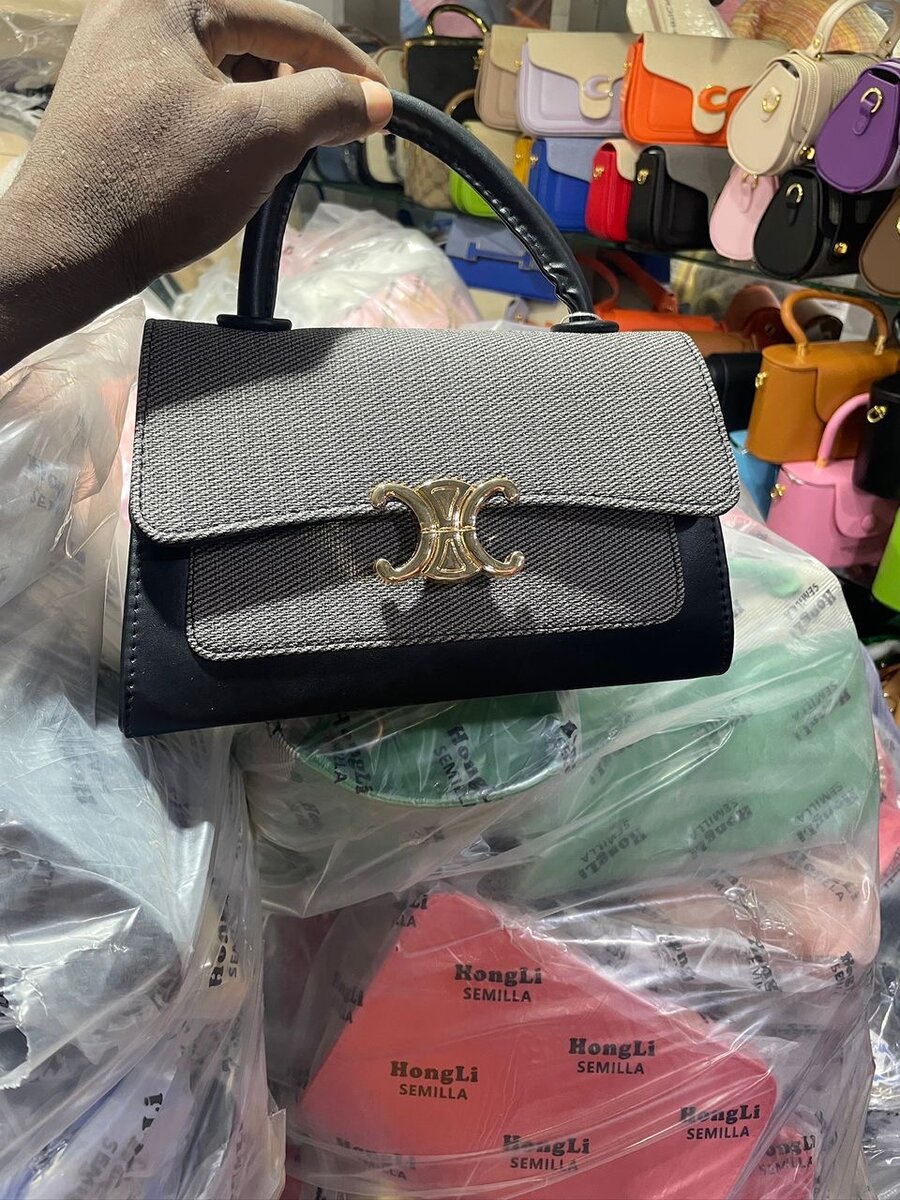 Sac à main élégant femme