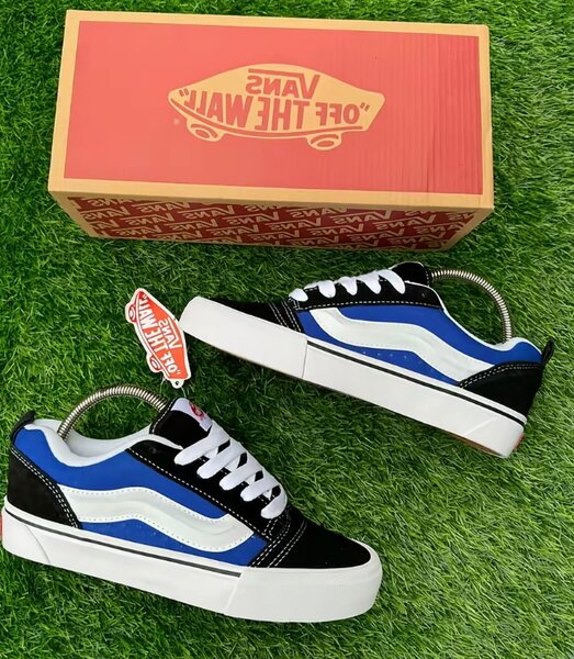 Baskets Vans Classic Unisexe