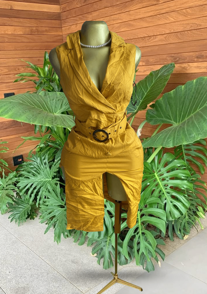 Robe Jaune Éclatante Élégante