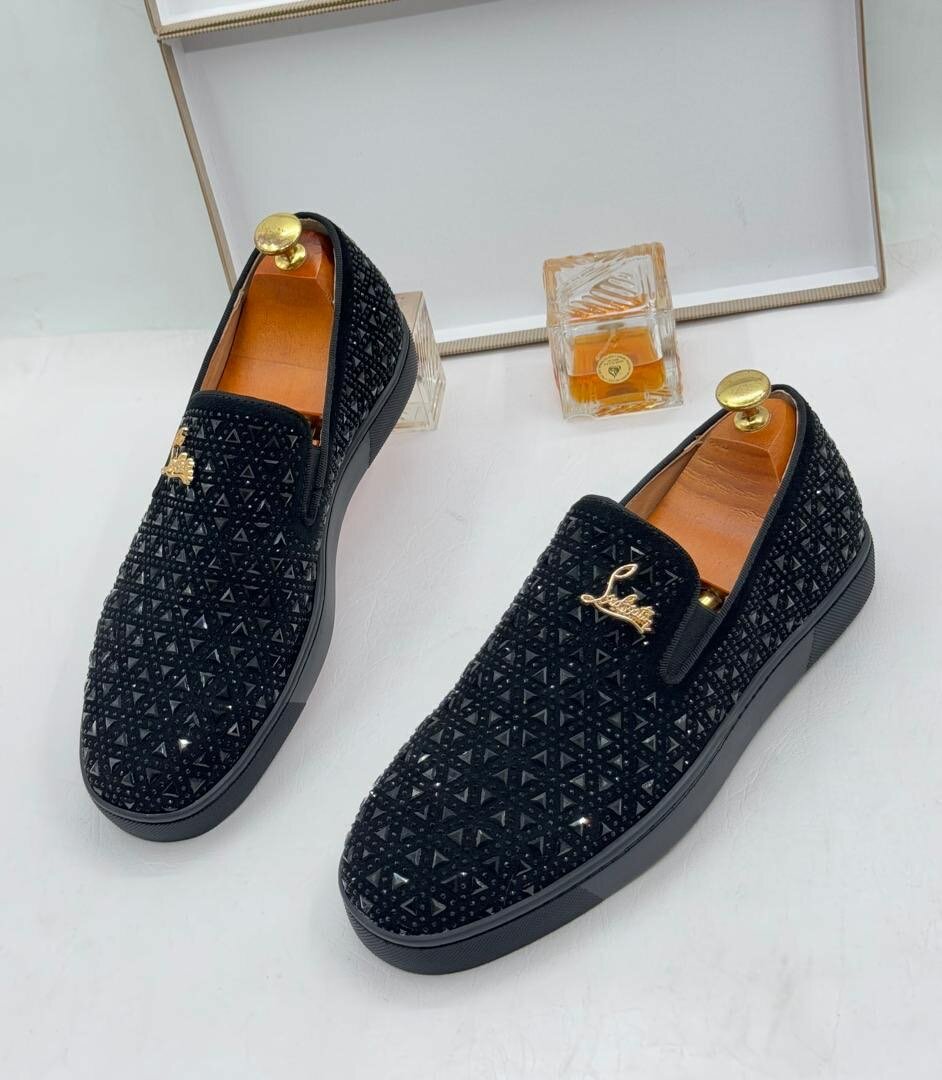 CHRISTIAN LOUBOUTIN SNEAKER