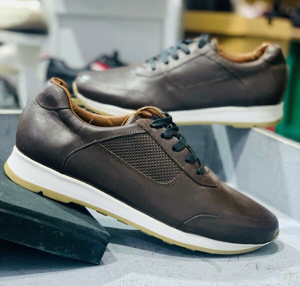 chaussures marron pour hommes  m037