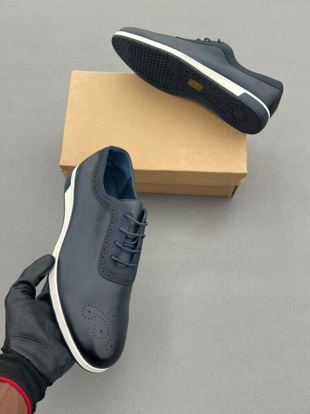 Chaussures élégantes en cuir