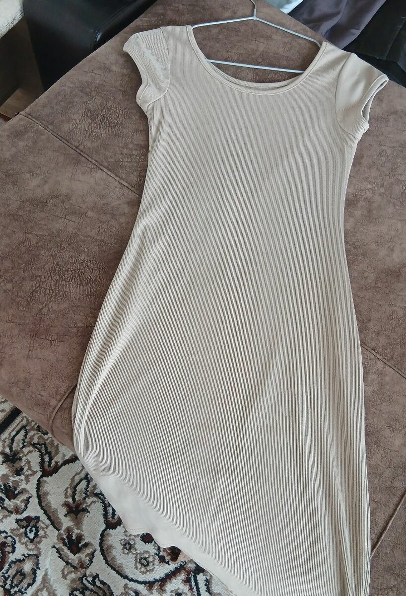 Короткий платье