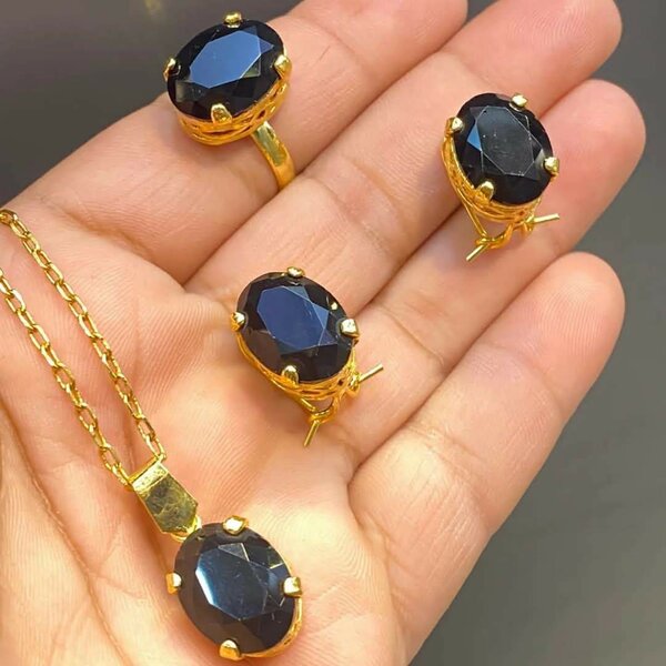 Ladies chain earring and ring