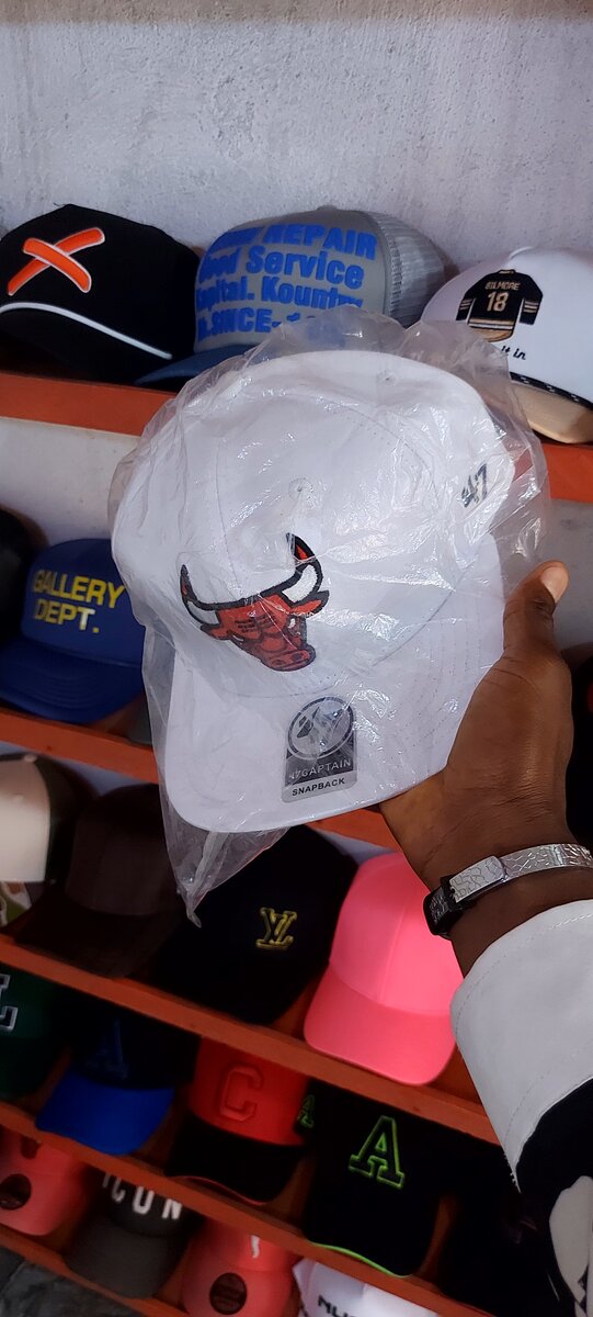 Casquettes de mode neuves