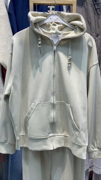 Спортивный костюм 