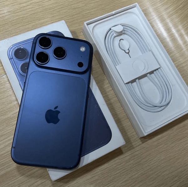 iPhone 14 Pro Bleu