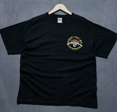 Graphic t shirt size : L 