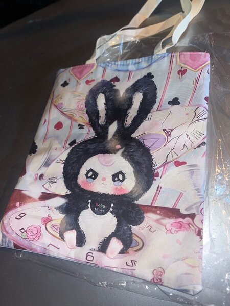Sac cabas motif lapin mignon
