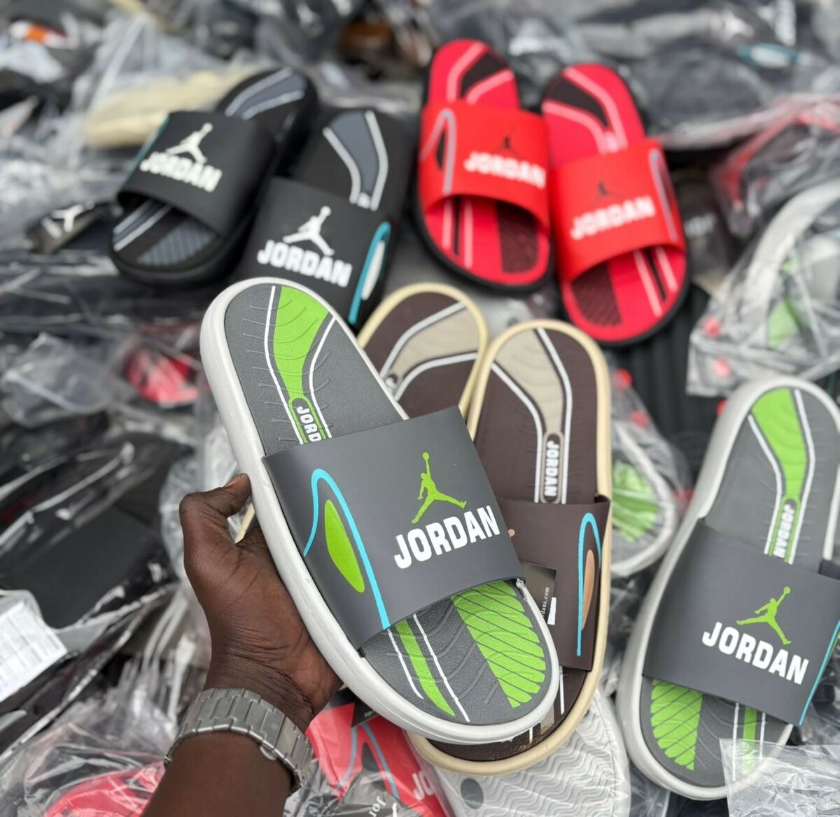 Claquettes Colorées Unisex