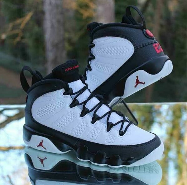 JORDAN 9 RETRO