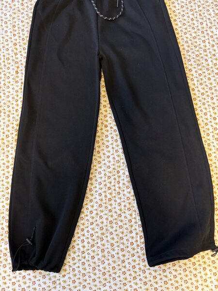 Спортивные штаны на манжете