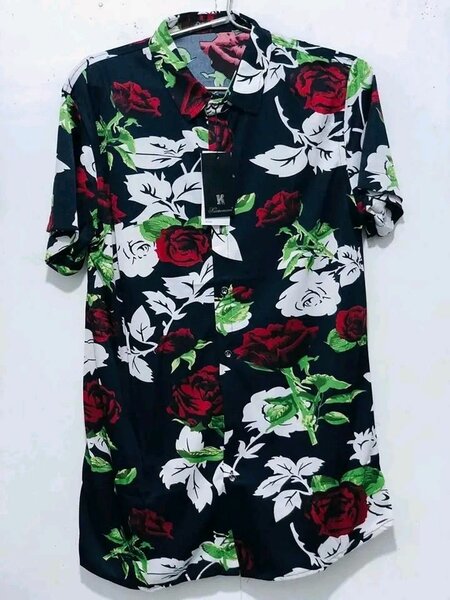 Chemise à fleurs homme élégante