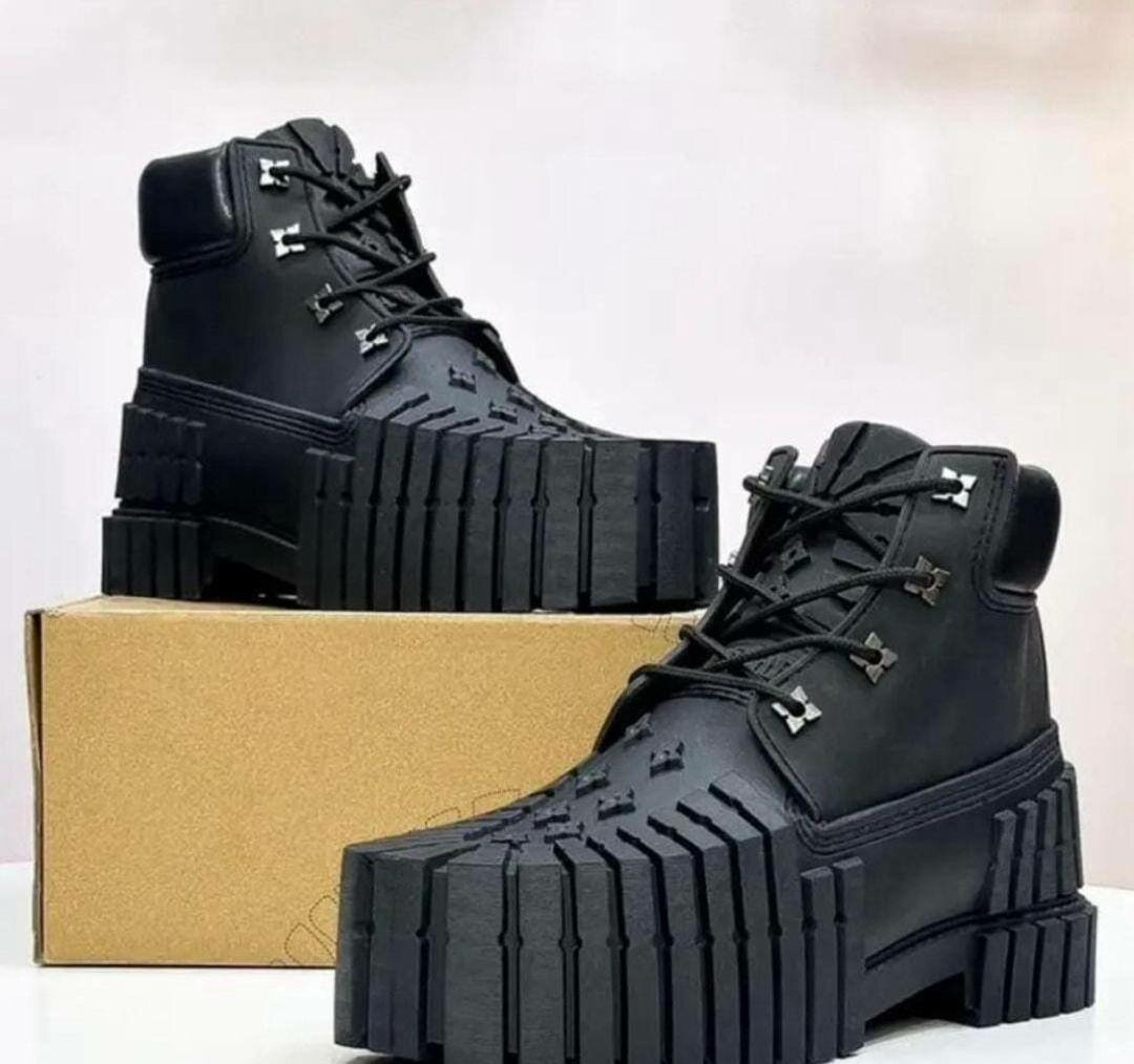 Chaussures à la mode