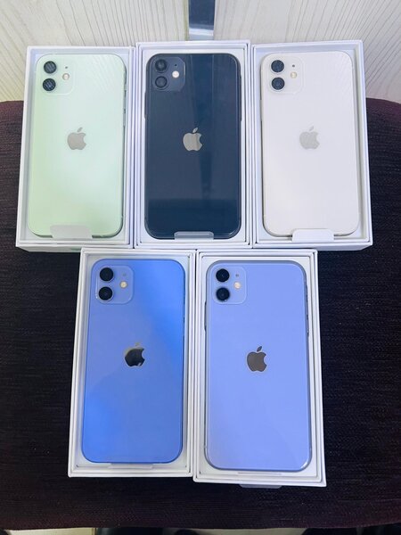 iPhone 11 et 12 simple quasi n