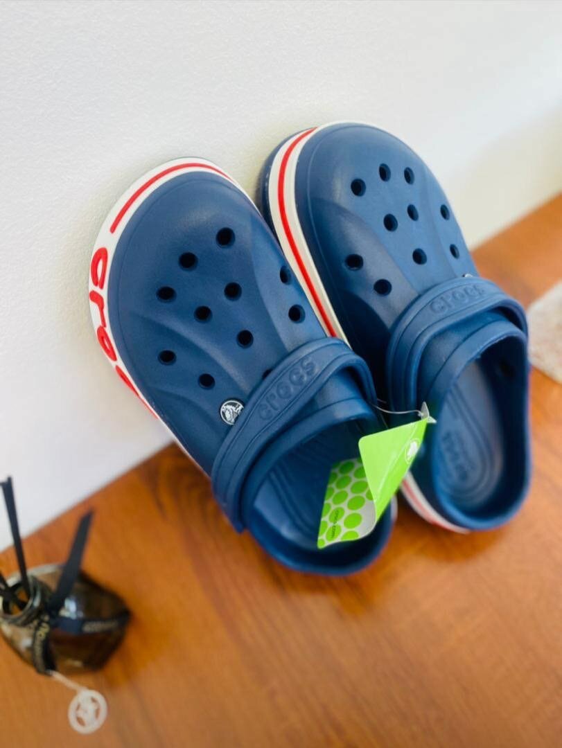 Men and womens crocs