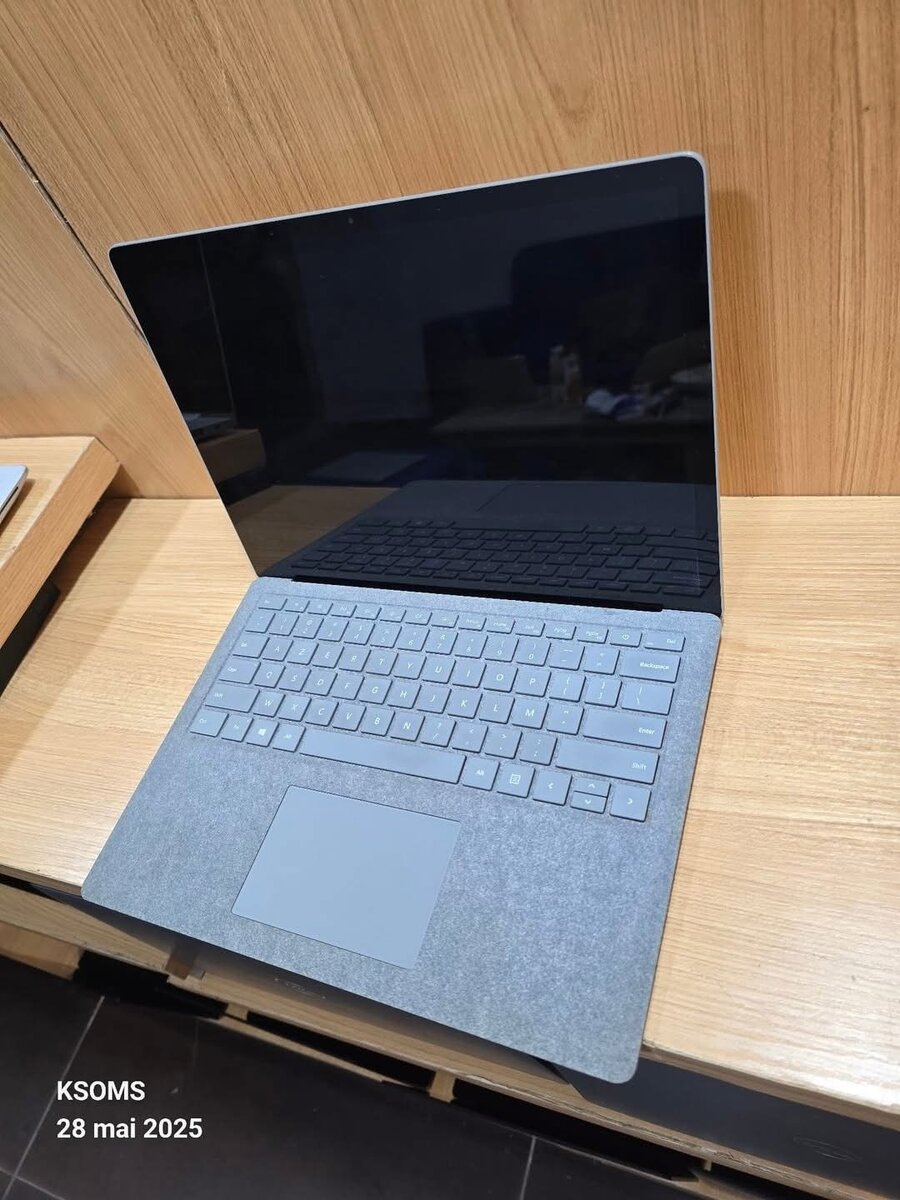 Ordinateur Portable Élégant