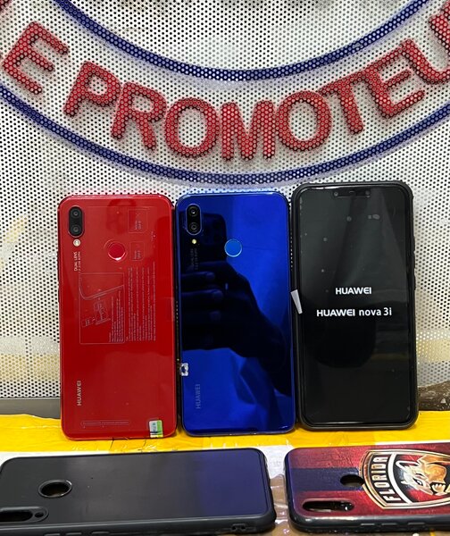 Huawei Nova 3i (128GB/6RAM)