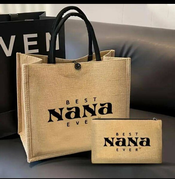 Sac fourre-tout en toile de jute .