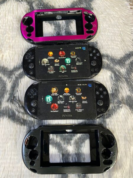 PS vita slim occasion +20 jeux installés