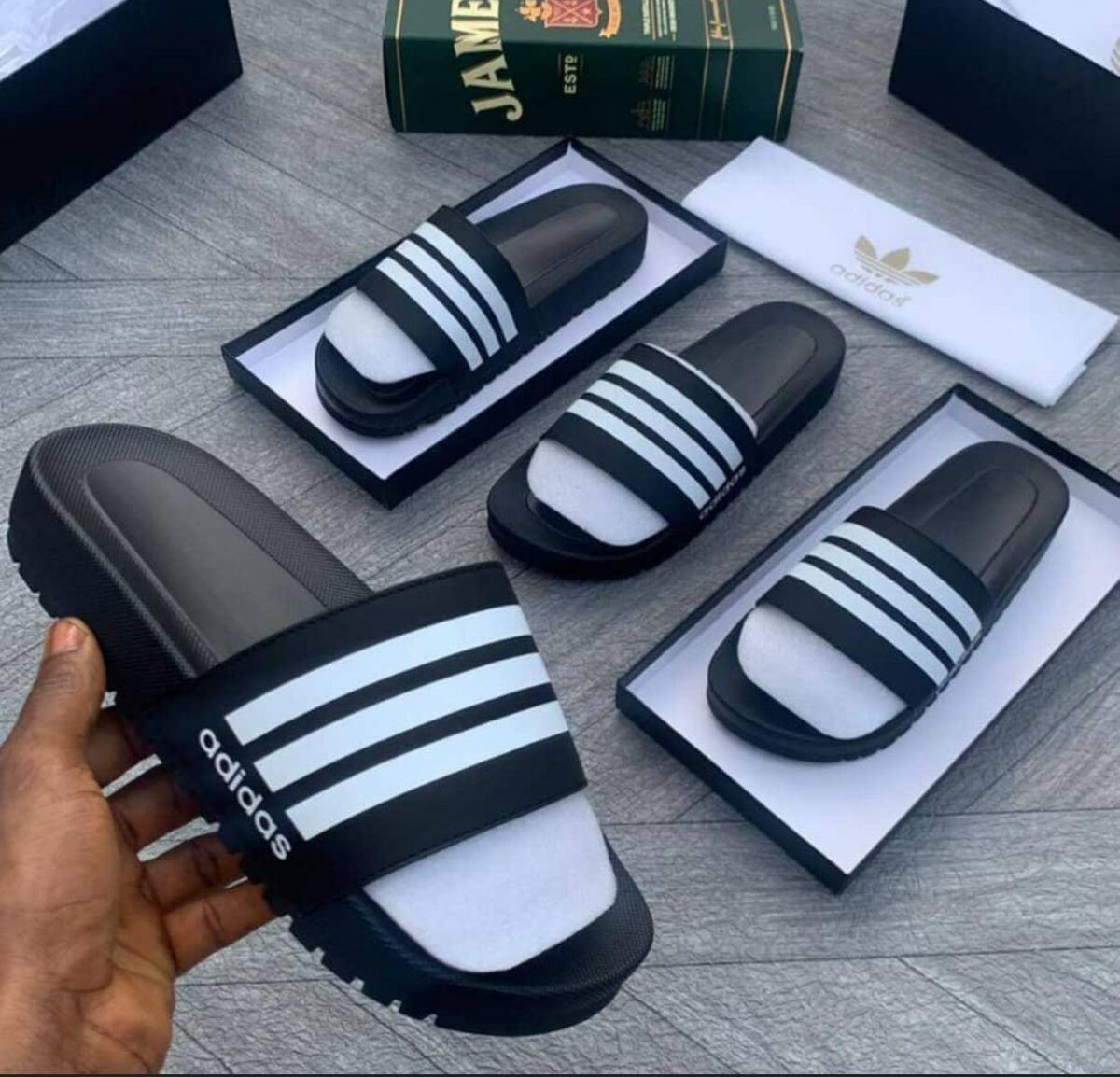 Super quality fashion slippers