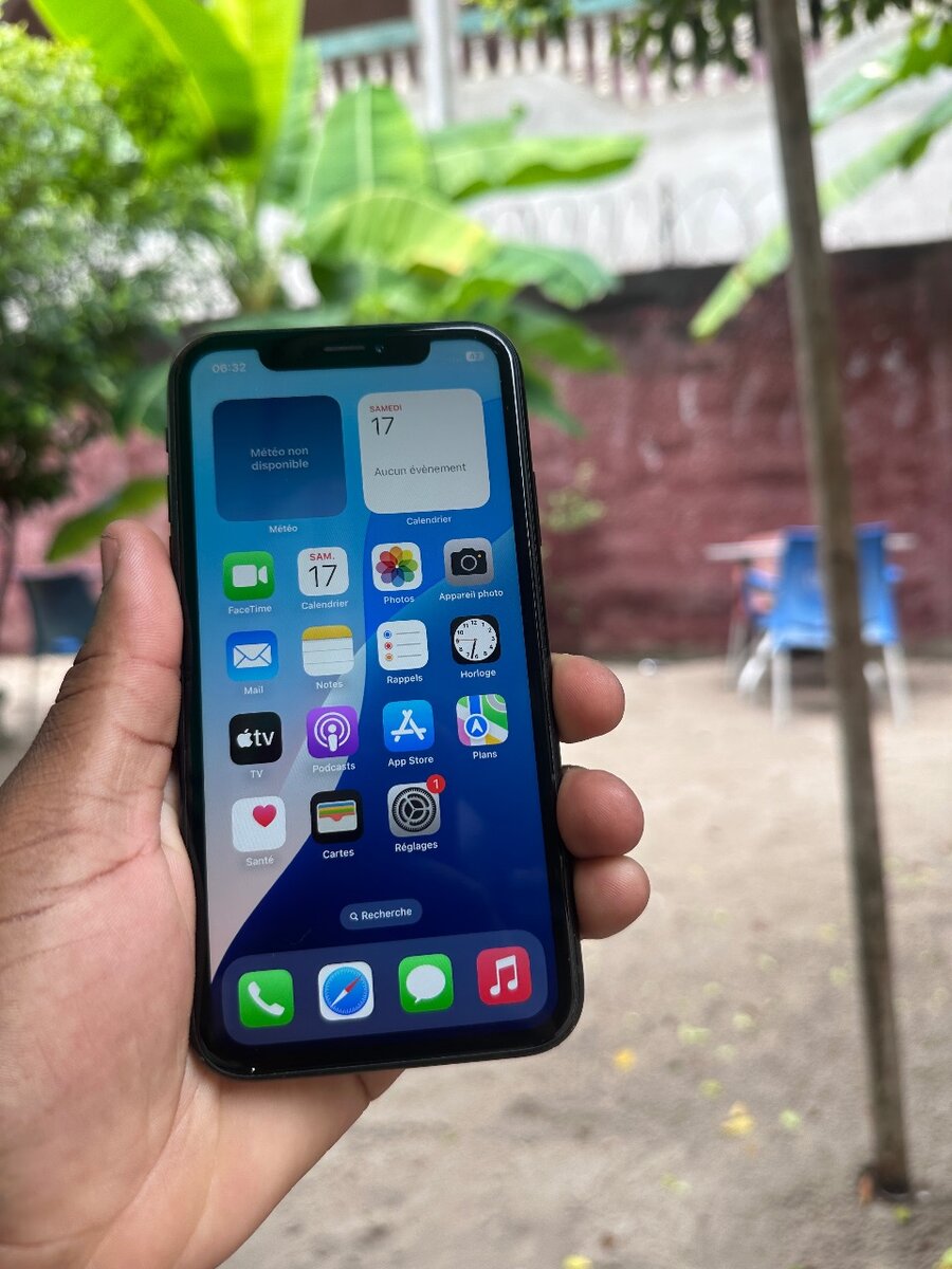iPhone XR 64g quasi neuf