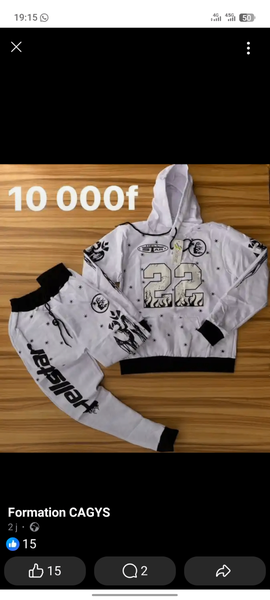 Ensemble de sport à capuche