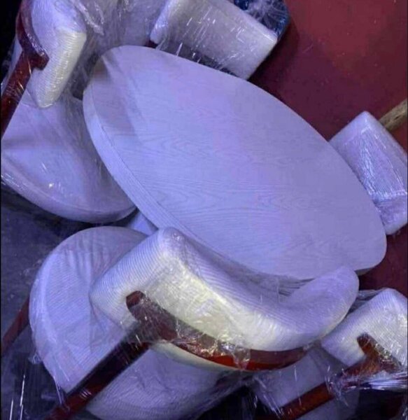 Ensemble Table Ronde