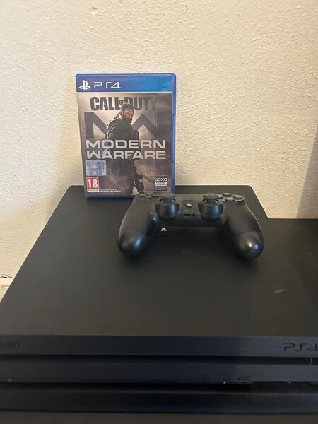 Ps4 pro 1tera