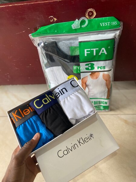 Lot de boxer et debardeur