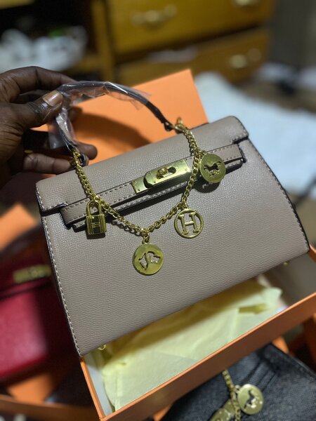 Sac à main élégant femme