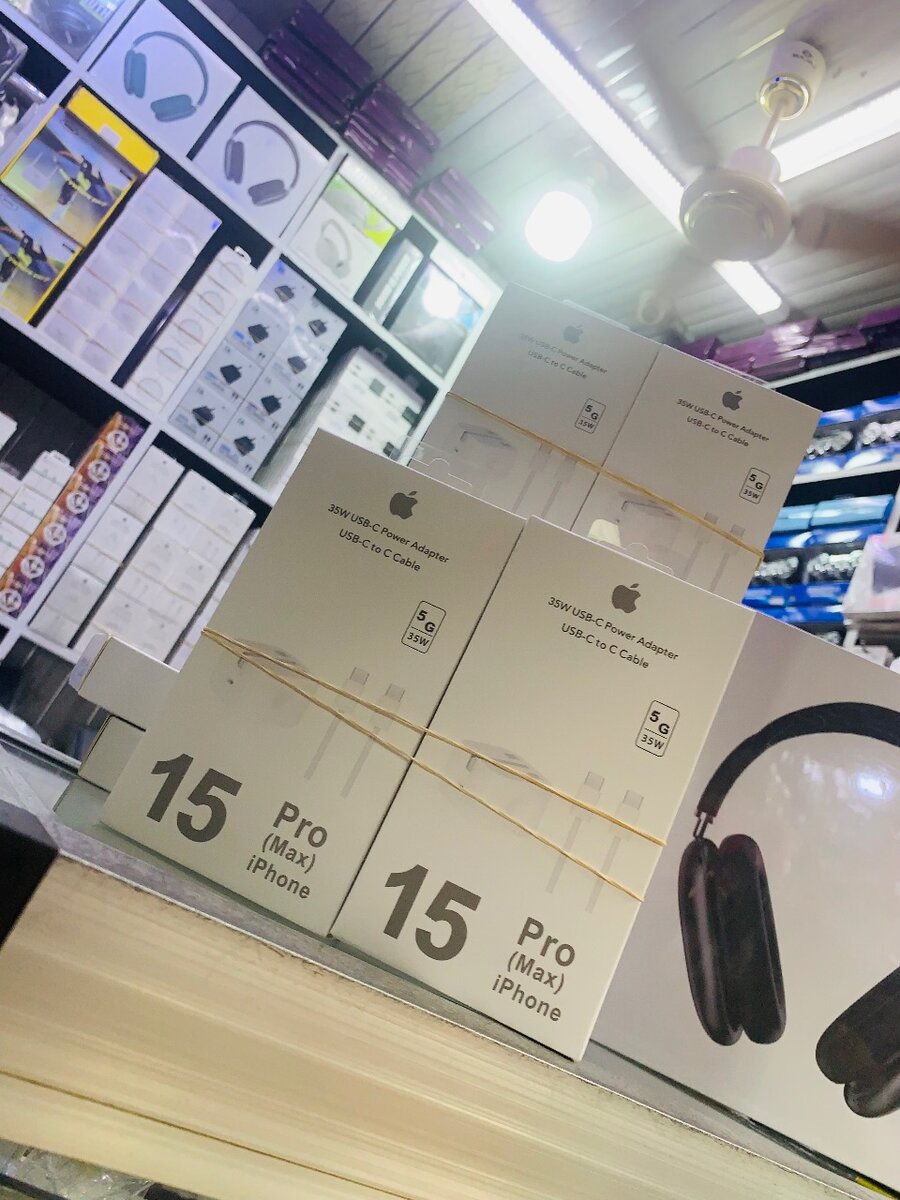 Original iPhone 15,16 series charger